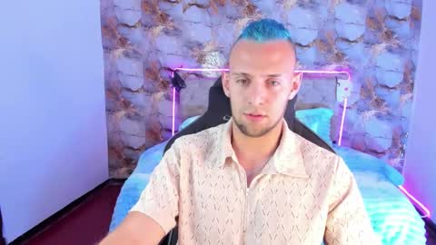 Snapshot of damon_baker0 chatting on March 2026 06:13:02 PM Damon bakert online show from March 2026 06:13:02 PM