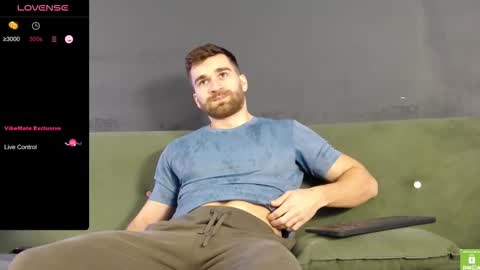 Snapshot of damonking01 chatting on March 2025 08:59:01 AM Discount ONLYFANS - online show from March 2025 08:59:01 AM