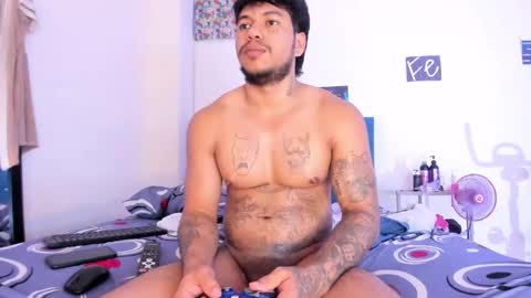 Snapshot of damonxxx1 chatting on February 2025 06:02:01 AM Damon online show from February 2025 06:02:01 AM