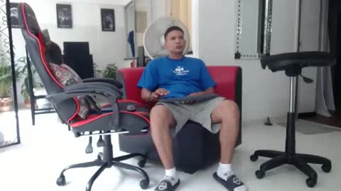 damyan_2003 online show from January 2025 05:31:01 PM