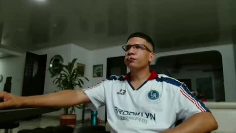 Snapshot of damyan_2003 chatting on April 2026 03:26:01 AM damyan_2003 online show from April 2026 03:26:01 AM