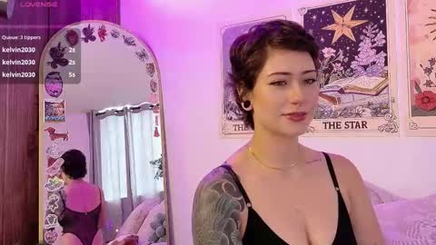 Bluemoon online show from September 2025 07:58:02 PM