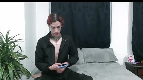 Snapshot of dan_yagami chatting on January 2025 01:15:02 AM Dan and Noah online show from January 2025 01:15:02 AM