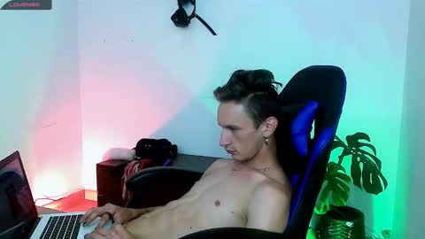 Snapshot of dan_yagami chatting on October 2025 02:23:02 AM Dan and Noah online show from October 2025 02:23:02 AM