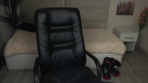 Snapshot of dana_dom chatting on December 2024 01:26:02 AM Dana Dom online show from December 2024 01:26:02 AM