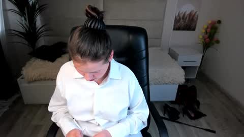 Snapshot of dana_dom chatting on February 2025 05:50:02 AM Dana Dom online show from February 2025 05:50:02 AM