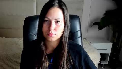 Snapshot of dana_dom chatting on October 2025 12:33:02 AM Dana Dom online show from October 2025 12:33:02 AM