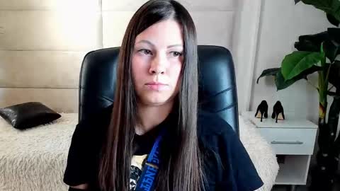 Snapshot of dana_dom chatting on October 2025 02:52:01 AM Dana Dom online show from October 2025 02:52:01 AM