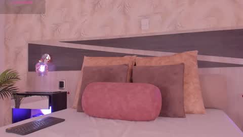 Dana online show from February 2026 04:23:02 AM