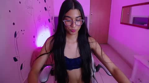 Snapshot of dana_paula chatting on January 2025 05:56:01 PM dana_paula online show from January 2025 05:56:01 PM