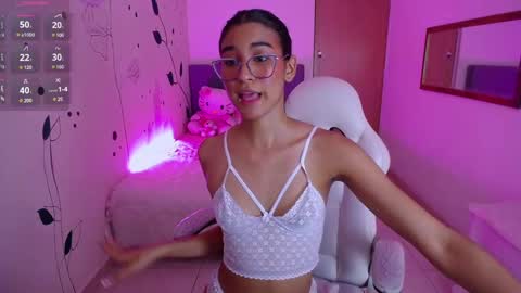 Snapshot of dana_paula chatting on January 2025 06:03:01 PM dana_paula online show from January 2025 06:03:01 PM