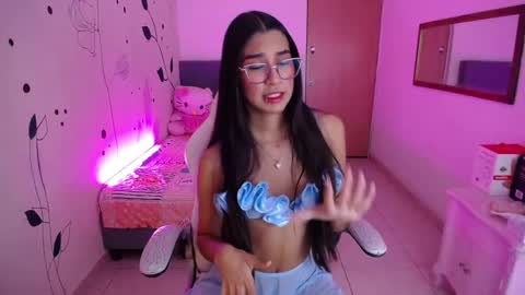 Snapshot of dana_paula chatting on February 2025 12:27:02 PM dana_paula online show from February 2025 12:27:02 PM