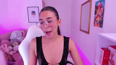 Snapshot of dana_paula chatting on March 2025 06:00:02 PM dana_paula online show from March 2025 06:00:02 PM
