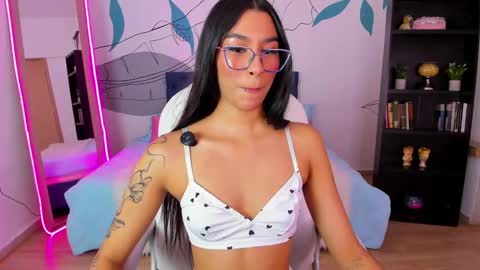 Snapshot of dana_paula chatting on September 2025 02:12:01 AM dana_paula online show from September 2025 02:12:01 AM