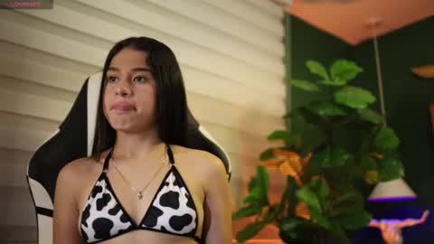 danaa_rouse online show from October 2025 09:26:02 PM