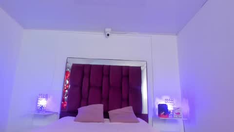    online show from February 2025 09:52:01 PM