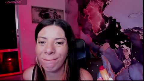 Danaa Rey online show from December 2025 11:15:01 AM