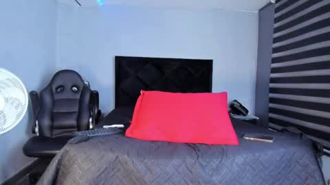 Dancel online show from April 2026 11:47:02 PM