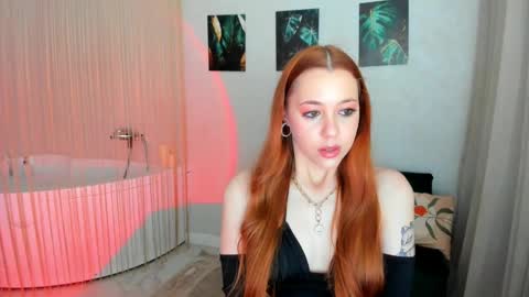 Camilla online show from April 2026 07:41:01 PM