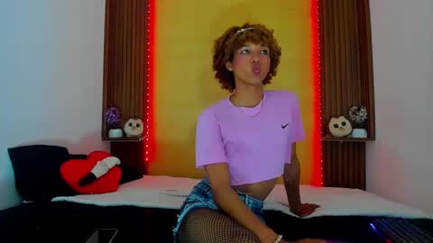 Snapshot of dandywolf_ chatting on March 2025 01:16:01 AM Dandy wolf online show from March 2025 01:16:01 AM