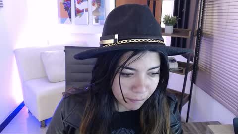 Veronica online show from October 2025 11:43:01 AM