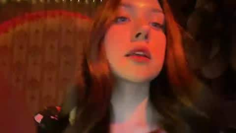 Snapshot of dangerous_softness chatting on April 2026 06:08:02 PM dangerous_softness online show from April 2026 06:08:02 PM