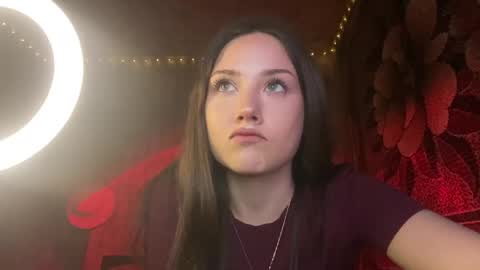 Snapshot of dangerous_softness chatting on April 2026 07:05:02 PM dangerous_softness online show from April 2026 07:05:02 PM