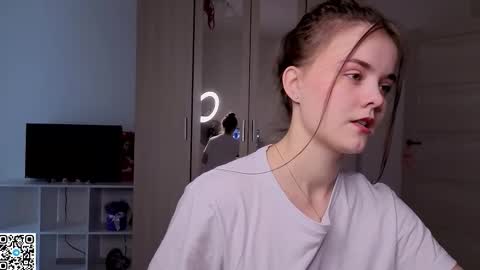 Eva online show from September 2025 08:02:02 AM