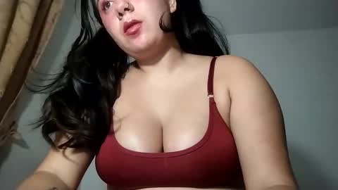 Annie Marie online show from December 2024 05:04:01 AM