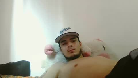 Snapshot of dani_42017 chatting on December 2024 05:44:01 PM dani_42017 online show from December 2024 05:44:01 PM