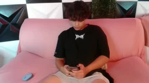 dani_cumboy online show from December 2024 01:29:01 AM