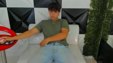 dani_cumboy online show from November 2025 01:21:02 PM