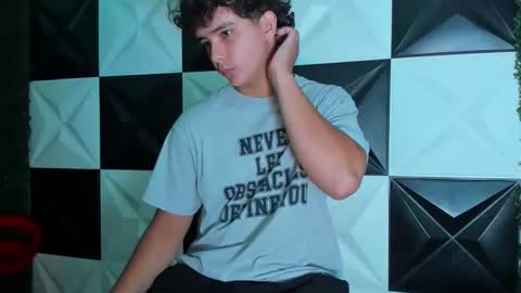 dani_cumboy online show from December 2025 02:45:02 PM