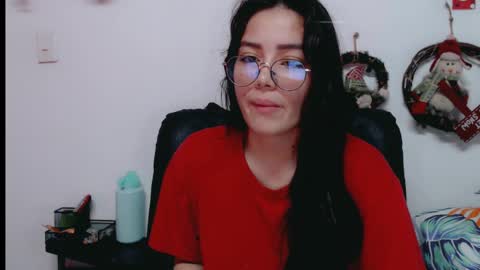 Snapshot of dani_jocelyn chatting on December 2024 07:54:02 PM dani y jocelyn online show from December 2024 07:54:02 PM