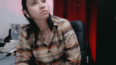 Snapshot of dani_jocelyn chatting on February 2025 06:55:01 PM dani y jocelyn online show from February 2025 06:55:01 PM