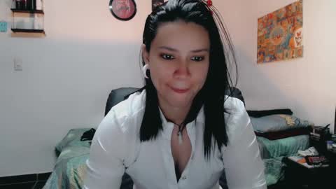 Snapshot of dani_jocelyn chatting on March 2025 11:19:01 AM dani y jocelyn online show from March 2025 11:19:01 AM