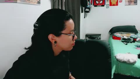 Snapshot of dani_jocelyn chatting on October 2025 07:42:02 PM dani y jocelyn online show from October 2025 07:42:02 PM