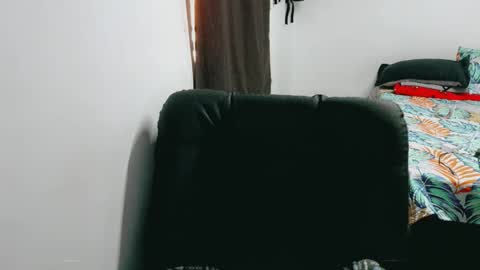 Snapshot of dani_jocelyn chatting on November 2025 07:24:01 PM dani y jocelyn online show from November 2025 07:24:01 PM