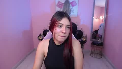 dani_taylor_ online show from April 2026 08:48:02 PM
