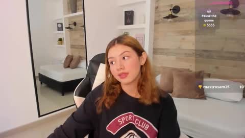 D A N I A online show from December 2025 01:58:01 AM