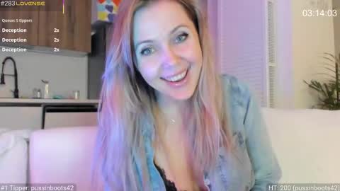 Snapshot of daniangel_web chatting on March 2026 06:49:01 PM daniangel_web online show from March 2026 06:49:01 PM