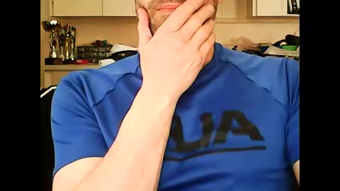 danibig94 online show from April 2026 05:41:02 PM