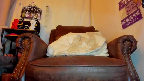 Snapshot of danidollxxx chatting on October 2025 03:15:02 AM danidollxxx online show from October 2025 03:15:02 AM