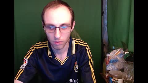 Daniel9121 online show from February 2026 01:07:02 PM