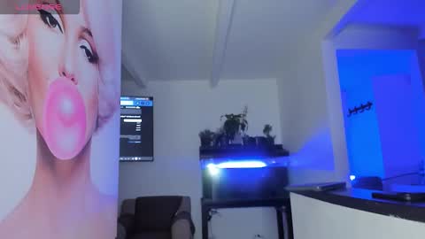 Snapshot of daniel_29x chatting on February 2026 07:54:02 PM daniel_29x online show from February 2026 07:54:02 PM