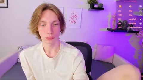 Snapshot of daniel__schmidt chatting on May 2026 08:32:01 AM daniel__schmidt online show from May 2026 08:32:01 AM