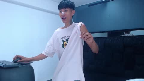 Snapshot of daniel_delux_ chatting on September 2025 11:45:01 AM Daniel Delux online show from September 2025 11:45:01 AM