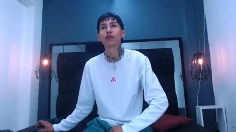 Snapshot of daniel_delux_ chatting on October 2025 10:57:02 AM Daniel Delux online show from October 2025 10:57:02 AM