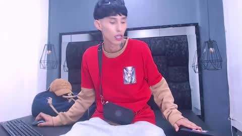 Snapshot of daniel_delux_ chatting on October 2025 03:29:02 AM Daniel Delux online show from October 2025 03:29:02 AM