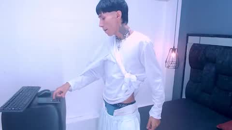 Snapshot of daniel_delux_ chatting on October 2025 04:13:01 AM Daniel Delux online show from October 2025 04:13:01 AM